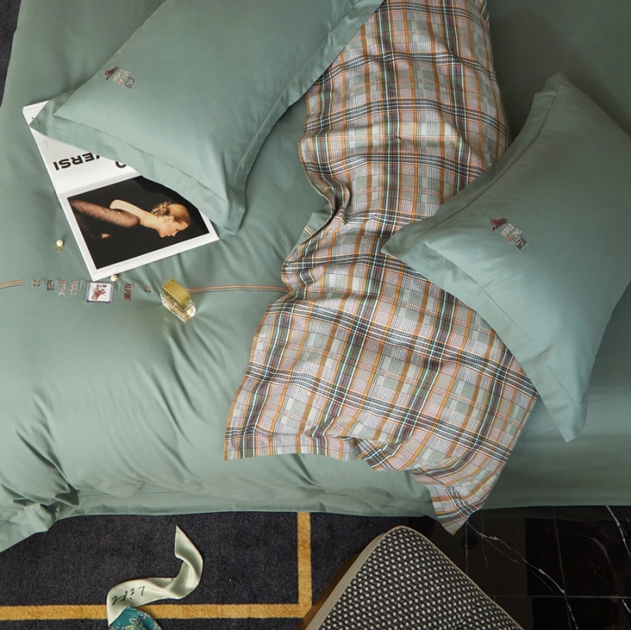 91家纺网 家纺一手货源 找家纺 威克凯丽 秋冬绣花3636磨毛四件套 梦幻天空-草绿