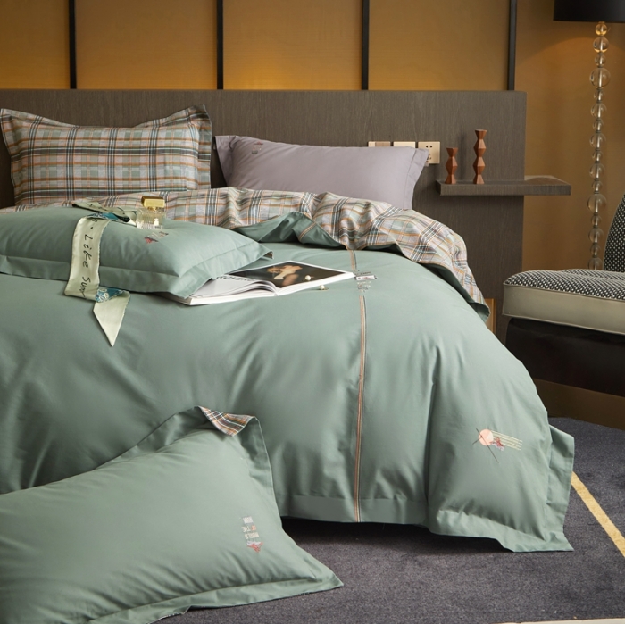 91家纺网 家纺一手货源 找家纺 威克凯丽 秋冬绣花3636磨毛四件套 梦幻天空-草绿