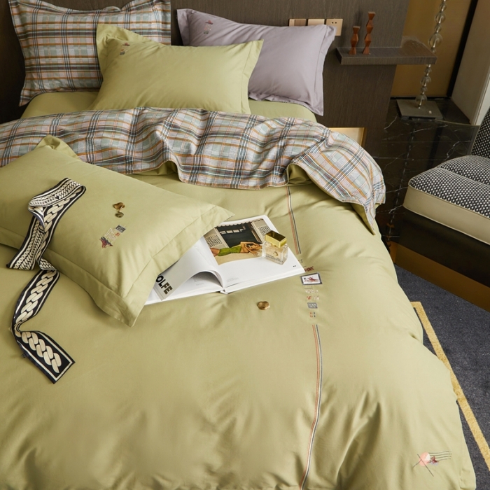 91家纺网 家纺一手货源 找家纺 威克凯丽 秋冬绣花3636磨毛四件套 梦幻天空-淡绿