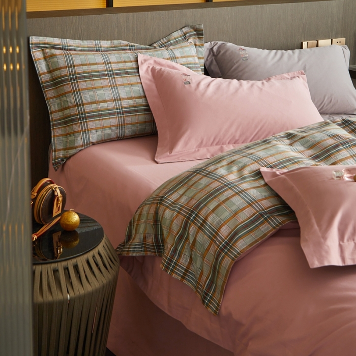 91家纺网 家纺一手货源 找家纺 威克凯丽 秋冬绣花3636磨毛四件套 梦幻天空-豆沙