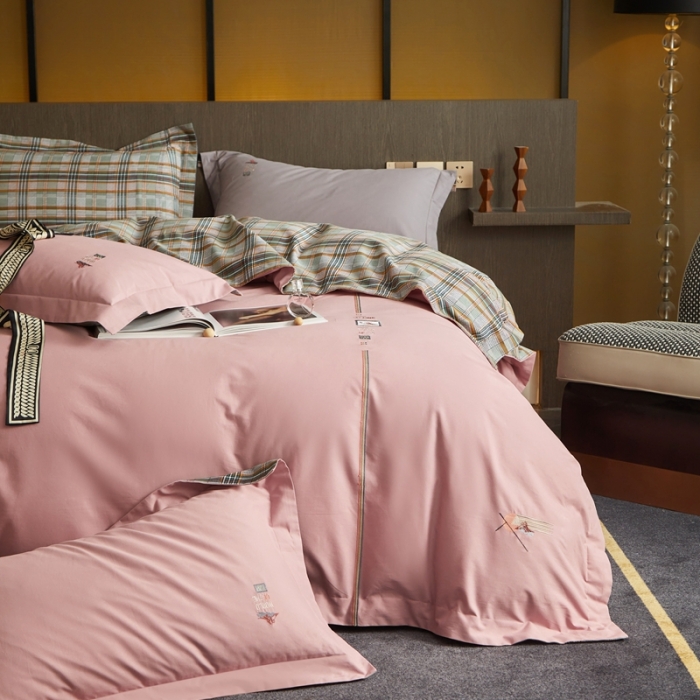 91家纺网 家纺一手货源 找家纺 威克凯丽 秋冬绣花3636磨毛四件套 梦幻天空-豆沙