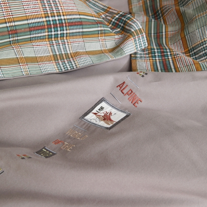 91家纺网 家纺一手货源 找家纺 威克凯丽 秋冬绣花3636磨毛四件套 梦幻天空-高级灰