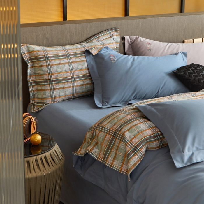 91家纺网 家纺一手货源 找家纺 威克凯丽 秋冬绣花3636磨毛四件套 梦幻天空-雾霾蓝