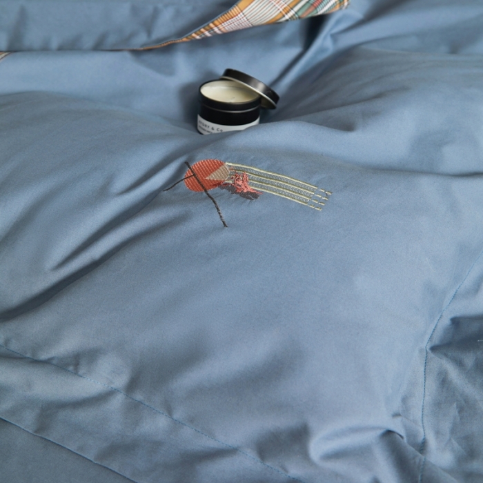 91家纺网 家纺一手货源 找家纺 威克凯丽 秋冬绣花3636磨毛四件套 梦幻天空-雾霾蓝