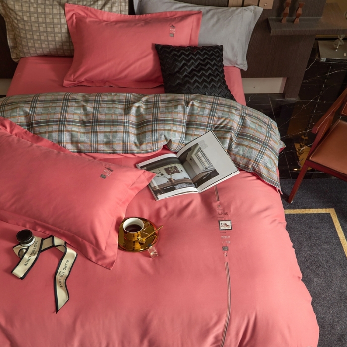 91家纺网 家纺一手货源 找家纺 威克凯丽 秋冬绣花3636磨毛四件套 梦幻天空-西瓜红