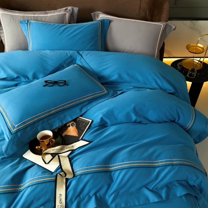 91家纺网 家纺一手货源 找家纺 威克凯丽 秋冬60拼接磨毛四件套 花栖寻梦-宝石蓝