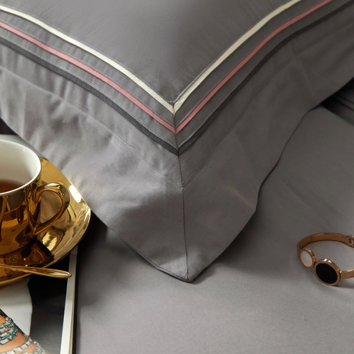 91家纺网 家纺一手货源 找家纺 威克凯丽 秋冬60拼接磨毛四件套 花栖寻梦-高级灰