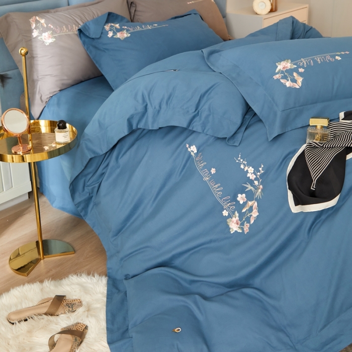 91家纺网 家纺一手货源 找家纺 威克凯丽秋冬绣花3221磨毛四件套-布鲁斯系列布鲁斯-宝蓝