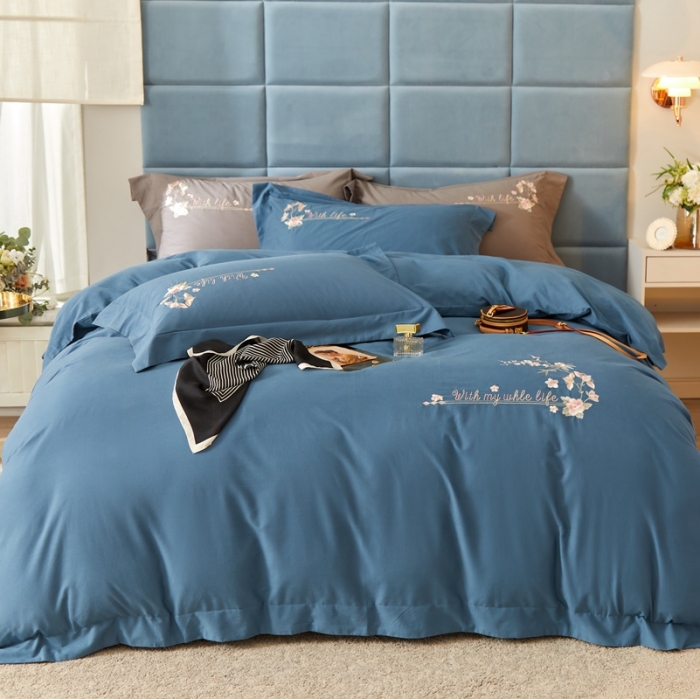 91家纺网 家纺一手货源 找家纺 威克凯丽秋冬绣花3221磨毛四件套-布鲁斯系列布鲁斯-宝蓝