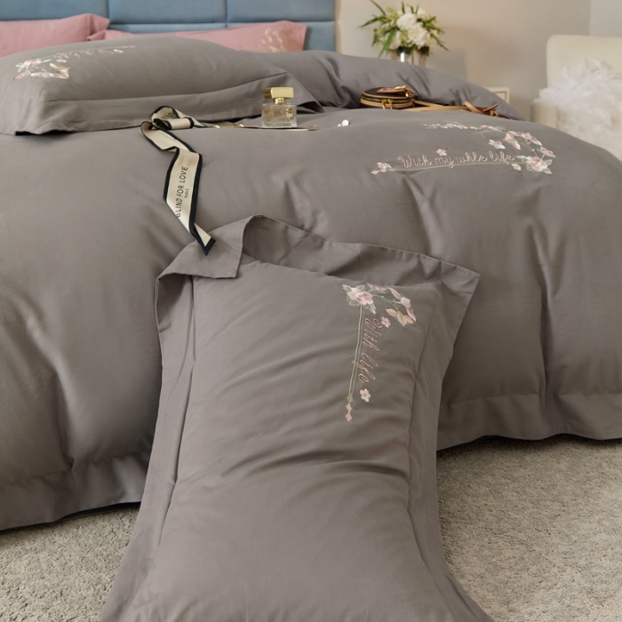 91家纺网 家纺一手货源 找家纺 威克凯丽秋冬绣花3221磨毛四件套布鲁斯系列布鲁斯-高级灰