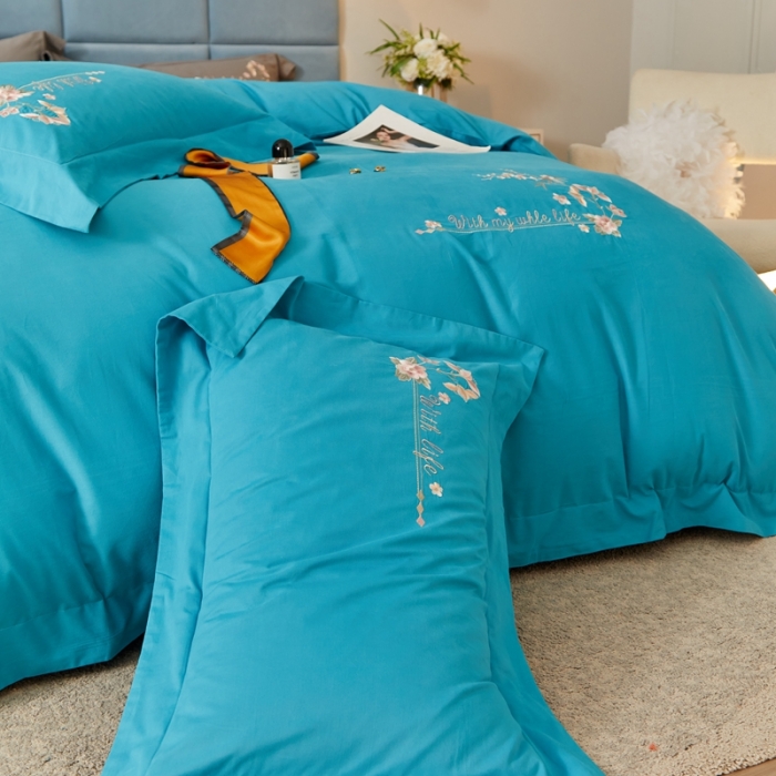 91家纺网 家纺一手货源 找家纺 威克凯丽秋冬绣花3221磨毛四件套布鲁斯系列布鲁斯-湖蓝