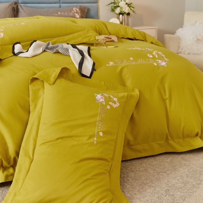 91家纺网 家纺一手货源 找家纺 威克凯丽秋冬绣花3221磨毛四件套布鲁斯系列布鲁斯-杏黄