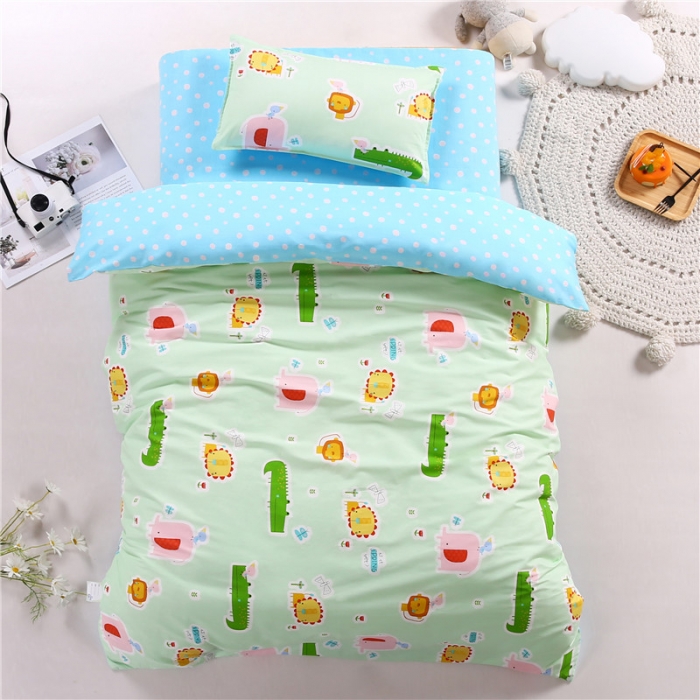 91家纺网 家纺一手货源 找家纺 孩子王家纺 全棉13372小版卡通幼儿园多件套 动物星球