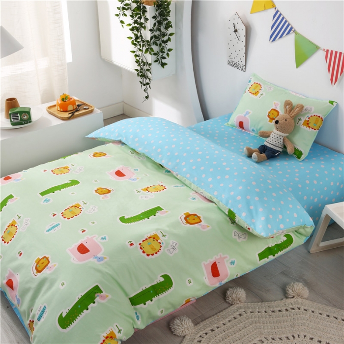 91家纺网 家纺一手货源 找家纺 孩子王家纺 全棉13372小版卡通幼儿园多件套 动物星球