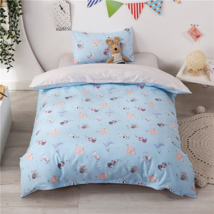 91家纺网 家纺一手货源 找家纺 孩子王家纺 全棉13372小版卡通幼儿园多件套 多彩丛林