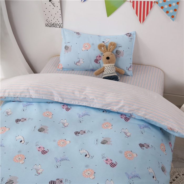 91家纺网 家纺一手货源 找家纺 孩子王家纺 全棉13372小版卡通幼儿园多件套 多彩丛林