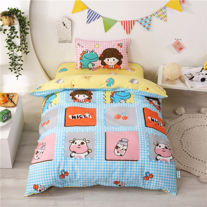 91家纺网 家纺一手货源 找家纺 孩子王家纺 全棉13372小版卡通幼儿园多件套 格子女孩