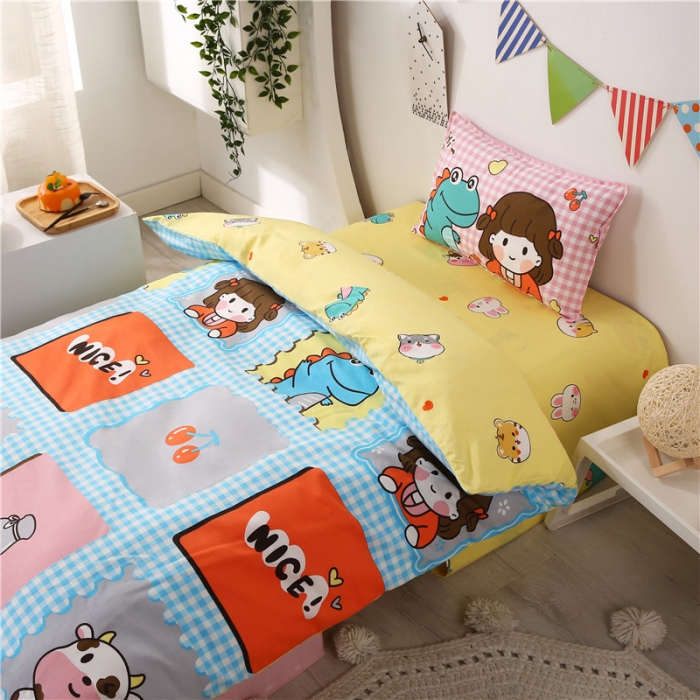 91家纺网 家纺一手货源 找家纺 孩子王家纺 全棉13372小版卡通幼儿园多件套 格子女孩