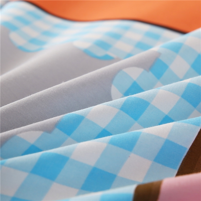 91家纺网 家纺一手货源 找家纺 孩子王家纺 全棉13372小版卡通幼儿园多件套 格子女孩