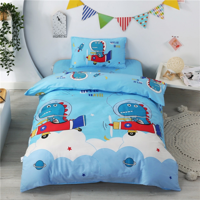 91家纺网 家纺一手货源 找家纺 孩子王家纺 全棉13372小版卡通幼儿园多件套 欢乐恐龙