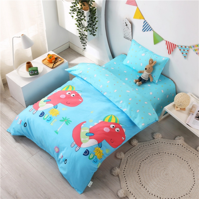 91家纺网 家纺一手货源 找家纺 孩子王家纺 全棉13372小版卡通幼儿园多件套 活力宝贝