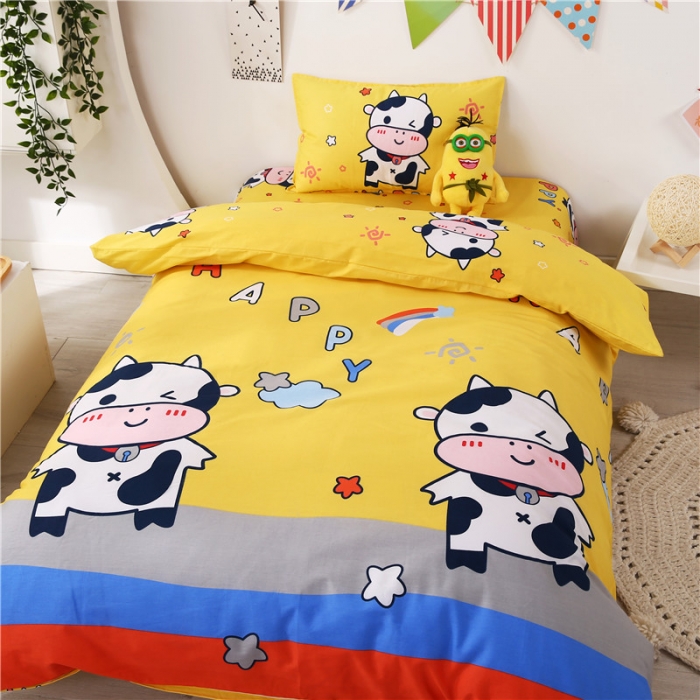 91家纺网 家纺一手货源 找家纺 孩子王家纺 全棉13372小版卡通幼儿园多件套 开心牛牛-黄
