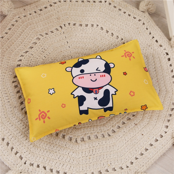 91家纺网 家纺一手货源 找家纺 孩子王家纺 全棉13372小版卡通幼儿园多件套 开心牛牛-黄