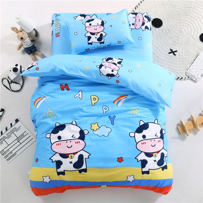 91家纺网 家纺一手货源 找家纺 孩子王家纺 全棉13372小版卡通幼儿园多件套 开心牛牛-蓝