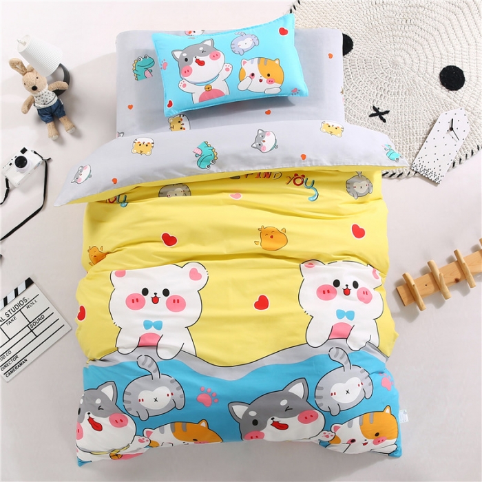 91家纺网 家纺一手货源 找家纺 孩子王家纺 全棉13372小版卡通幼儿园多件套 可爱猫咪