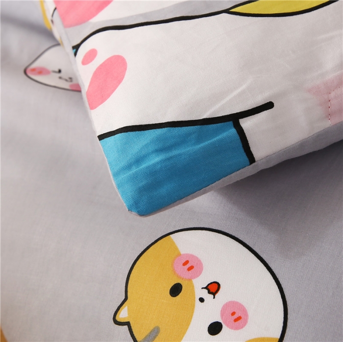 91家纺网 家纺一手货源 找家纺 孩子王家纺 全棉13372小版卡通幼儿园多件套 可爱猫咪