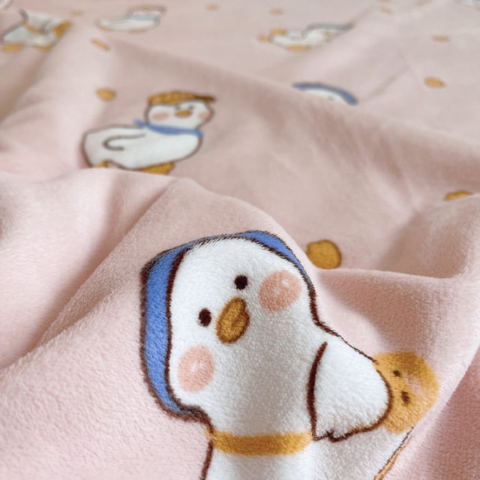 91家纺网 家纺一手货源 找家纺 萝莉家纺 2021保暖加厚牛奶绒毛毯羊羔绒毯子被套毯可爱鴨粉