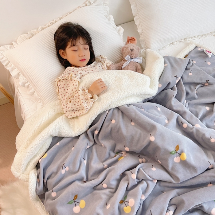 91家纺网 家纺一手货源 找家纺 萝莉家纺 2021保暖加厚牛奶绒毛毯羊羔绒毯子被套毯樱桃灰