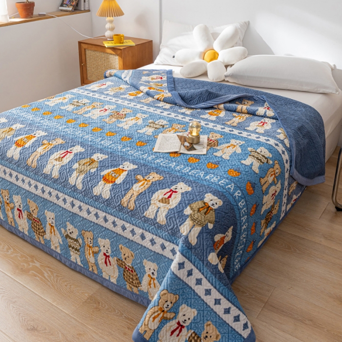 91家纺网 家纺一手货源 找家纺 卡奥 AB版水晶绒夹棉盖毯纯棉床盖加厚毛毯学生宿舍床垫伙伴熊