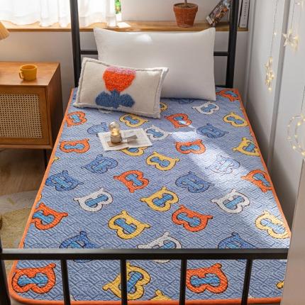 91家纺网 家纺一手货源 找家纺 卡奥AB版水晶绒夹棉盖毯纯棉床盖加厚毛毯宿舍床垫学生卡通字母