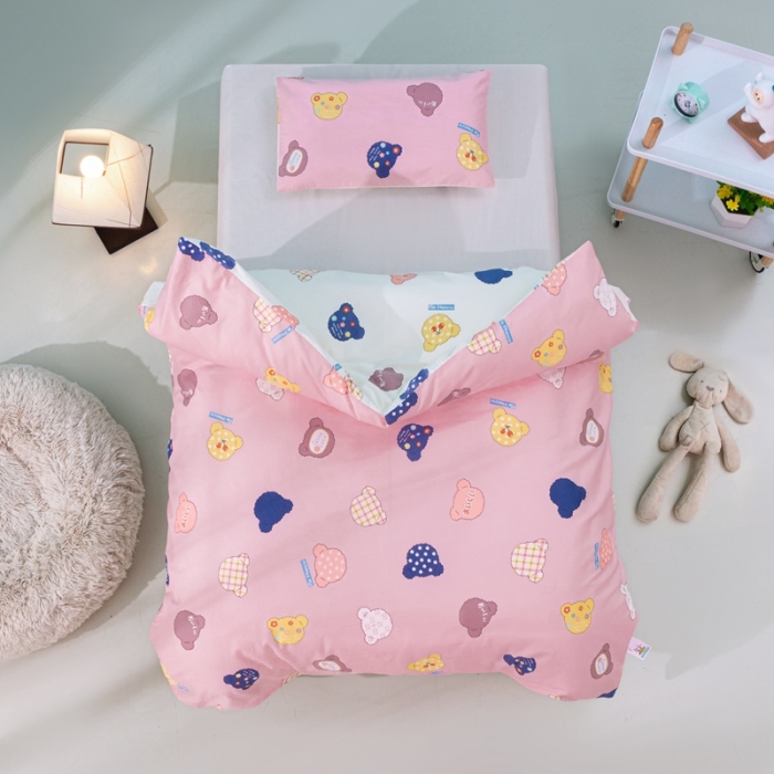 91家纺网 家纺一手货源 找家纺 宝贝优选 2024新款被套+被芯 呆萌小熊