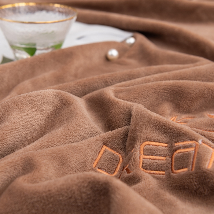 91家纺网 家纺一手货源 找家纺 澳萝拉家居 2021新款纯色牛奶绒单床笠 咖啡色