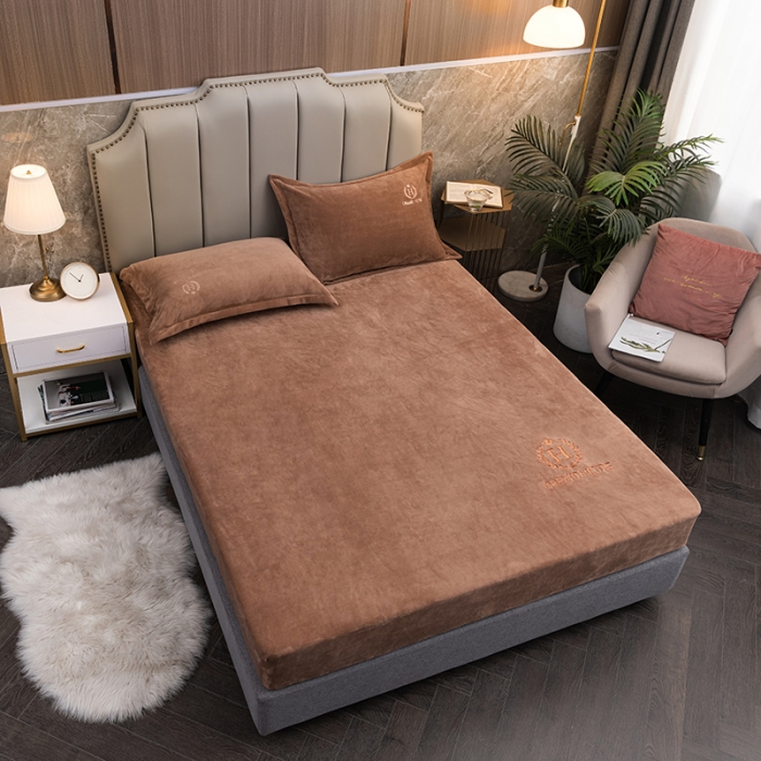 91家纺网 家纺一手货源 找家纺 澳萝拉家居 2021新款纯色牛奶绒单床笠 咖啡色