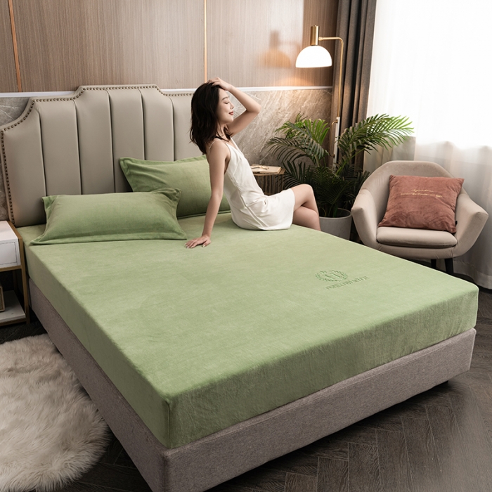 91家纺网 家纺一手货源 找家纺 澳萝拉家居 2021新款纯色牛奶绒单床笠 抹茶绿