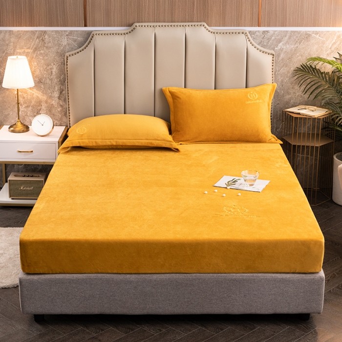 91家纺网 家纺一手货源 找家纺 澳萝拉家居 2021新款纯色牛奶绒单床笠 柠檬黄