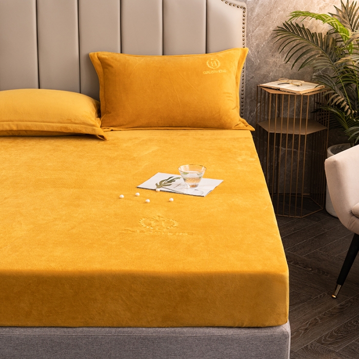 91家纺网 家纺一手货源 找家纺 澳萝拉家居 2021新款纯色牛奶绒单床笠 柠檬黄