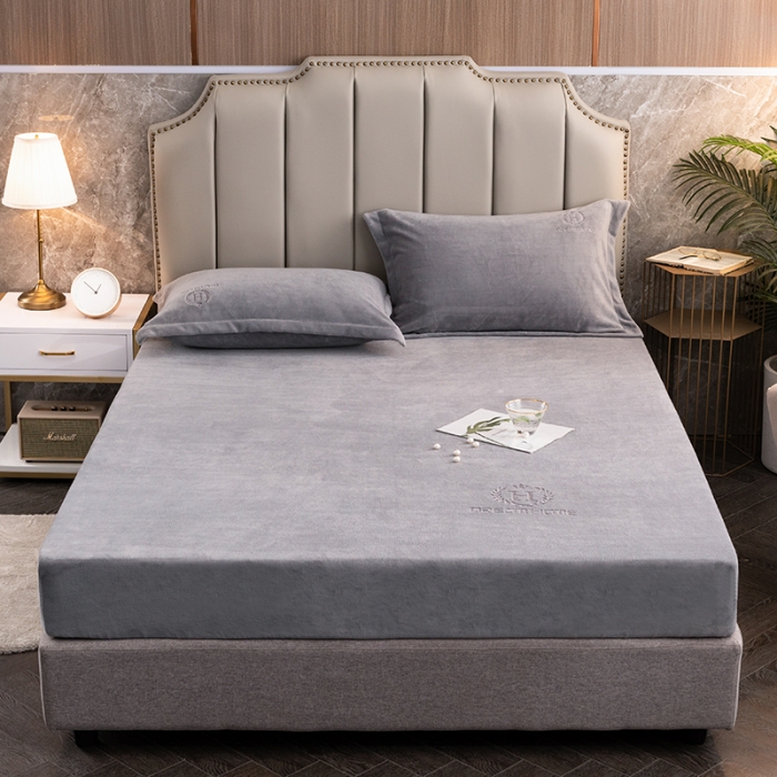 91家纺网 家纺一手货源 找家纺 澳萝拉家居 2021新款纯色牛奶绒单床笠 绅士灰