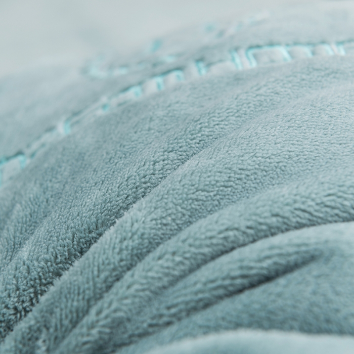 91家纺网 家纺一手货源 找家纺 澳萝拉家居 2021新款纯色牛奶绒枕套一对 天湖蓝