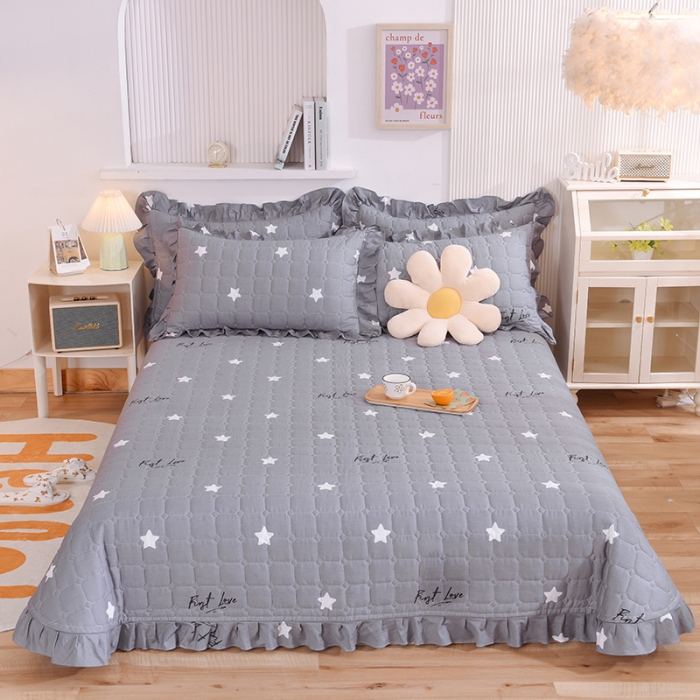 91家纺网 家纺一手货源 找家纺 甜之梦家纺 2025新款全棉夹棉防滑抗菌花边款床盖 纯色星空