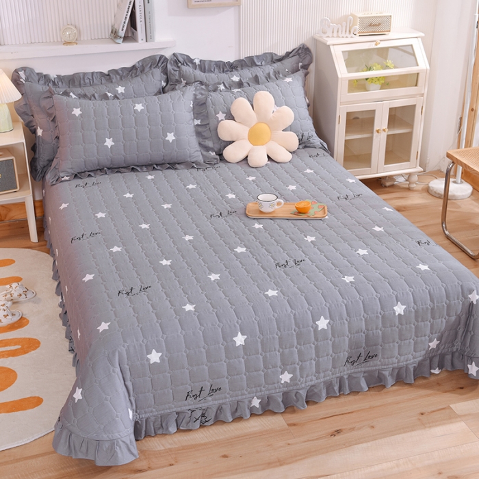 91家纺网 家纺一手货源 找家纺 甜之梦家纺 2025新款全棉夹棉防滑抗菌花边款床盖 纯色星空