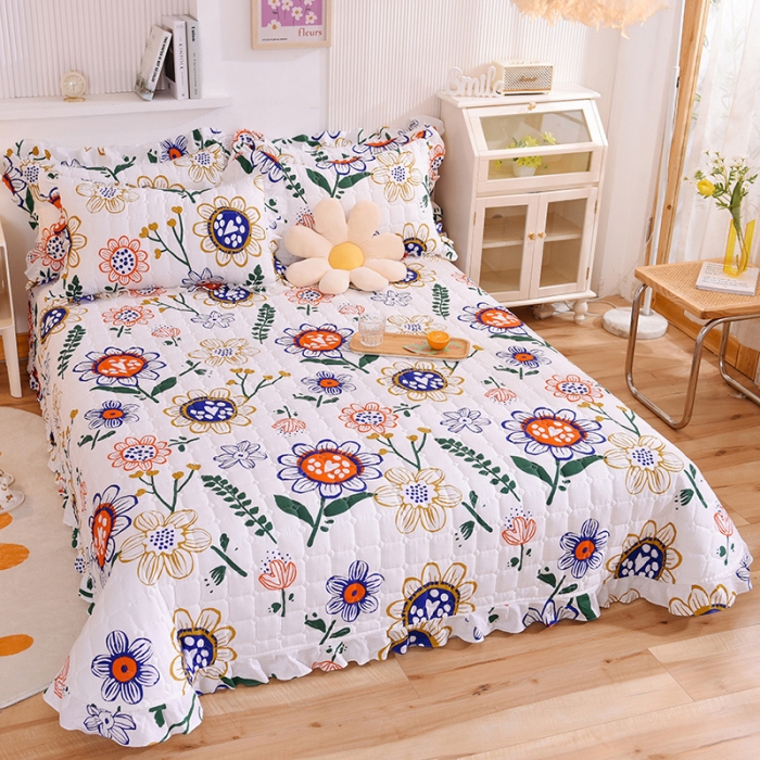 91家纺网 家纺一手货源 找家纺 甜之梦家纺 2025新款全棉夹棉防滑抗菌花边款床盖 蝶恋花