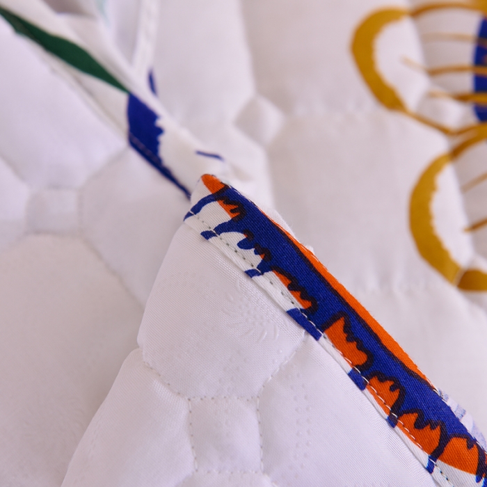 91家纺网 家纺一手货源 找家纺 甜之梦家纺 2025新款全棉夹棉防滑抗菌花边款床盖 蝶恋花