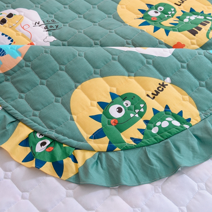 91家纺网 家纺一手货源 找家纺 甜之梦家纺 2025新款全棉夹棉防滑抗菌花边款床盖 恐龙派对