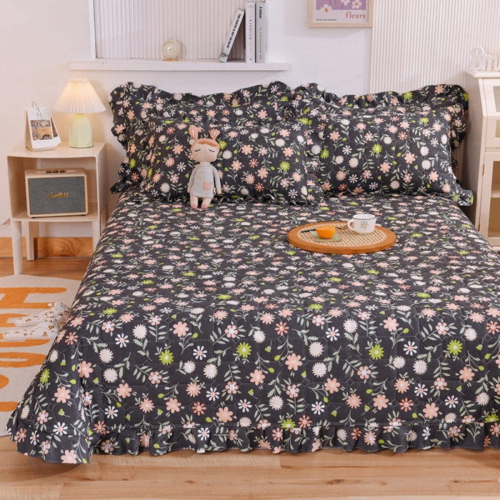 91家纺网 家纺一手货源 找家纺 甜之梦家纺 2025新款全棉夹棉防滑抗菌花边款床盖 沁园春