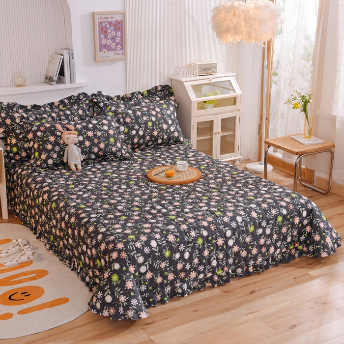 91家纺网 家纺一手货源 找家纺 甜之梦家纺 2025新款全棉夹棉防滑抗菌花边款床盖 沁园春