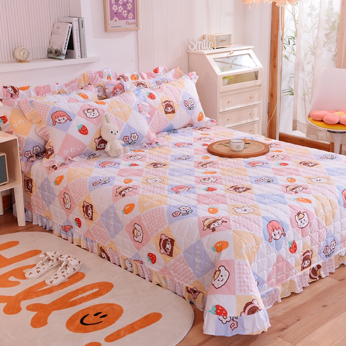 91家纺网 家纺一手货源 找家纺 甜之梦家纺 2025新款全棉夹棉防滑抗菌花边款床盖 诗雨恋人